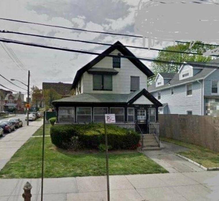 Rego Park, NY 11374,9956 62nd RD