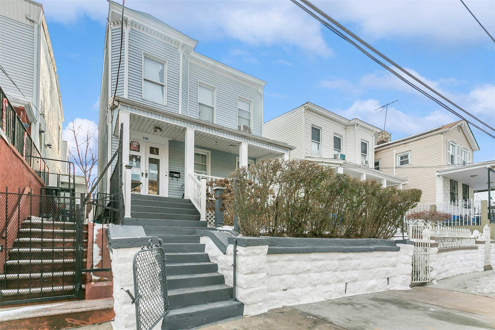 Bronx, NY 10460,778 Elsmere PL