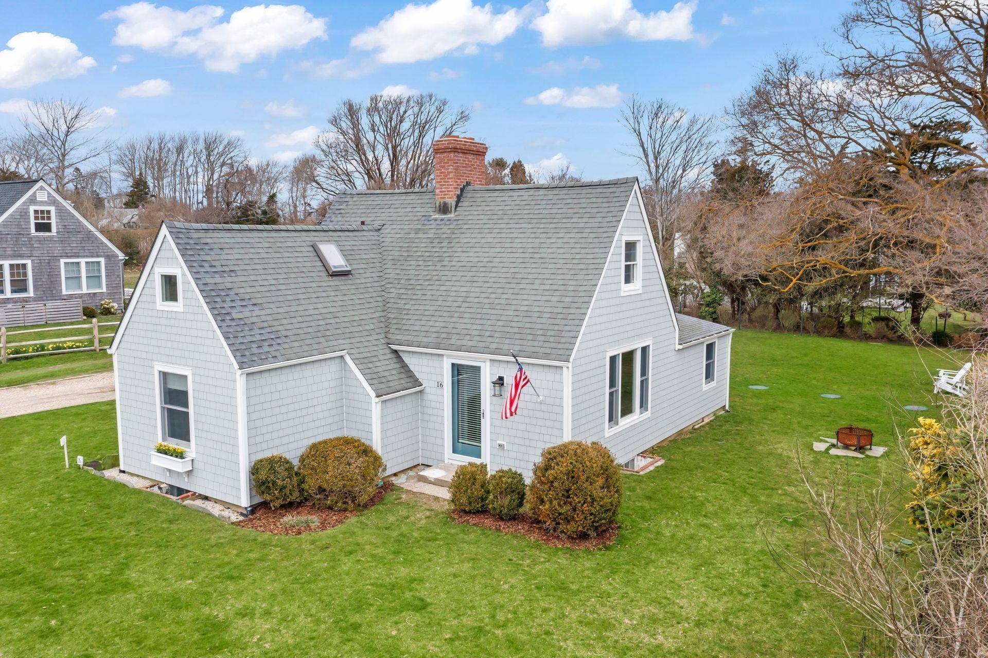Montauk, NY 11954,16 S Elihu