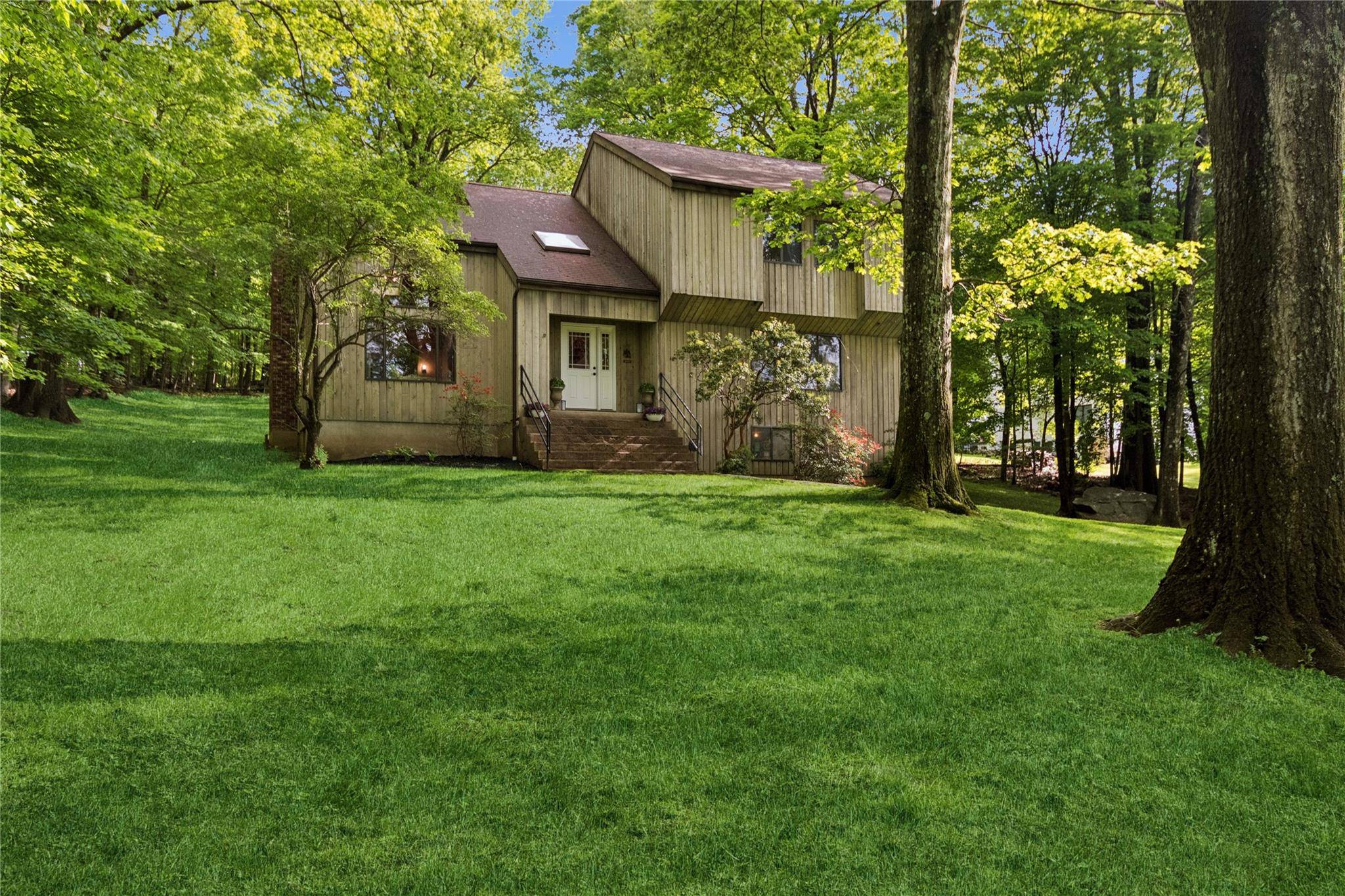 Mahopac, NY 10541,61 Nicole WAY