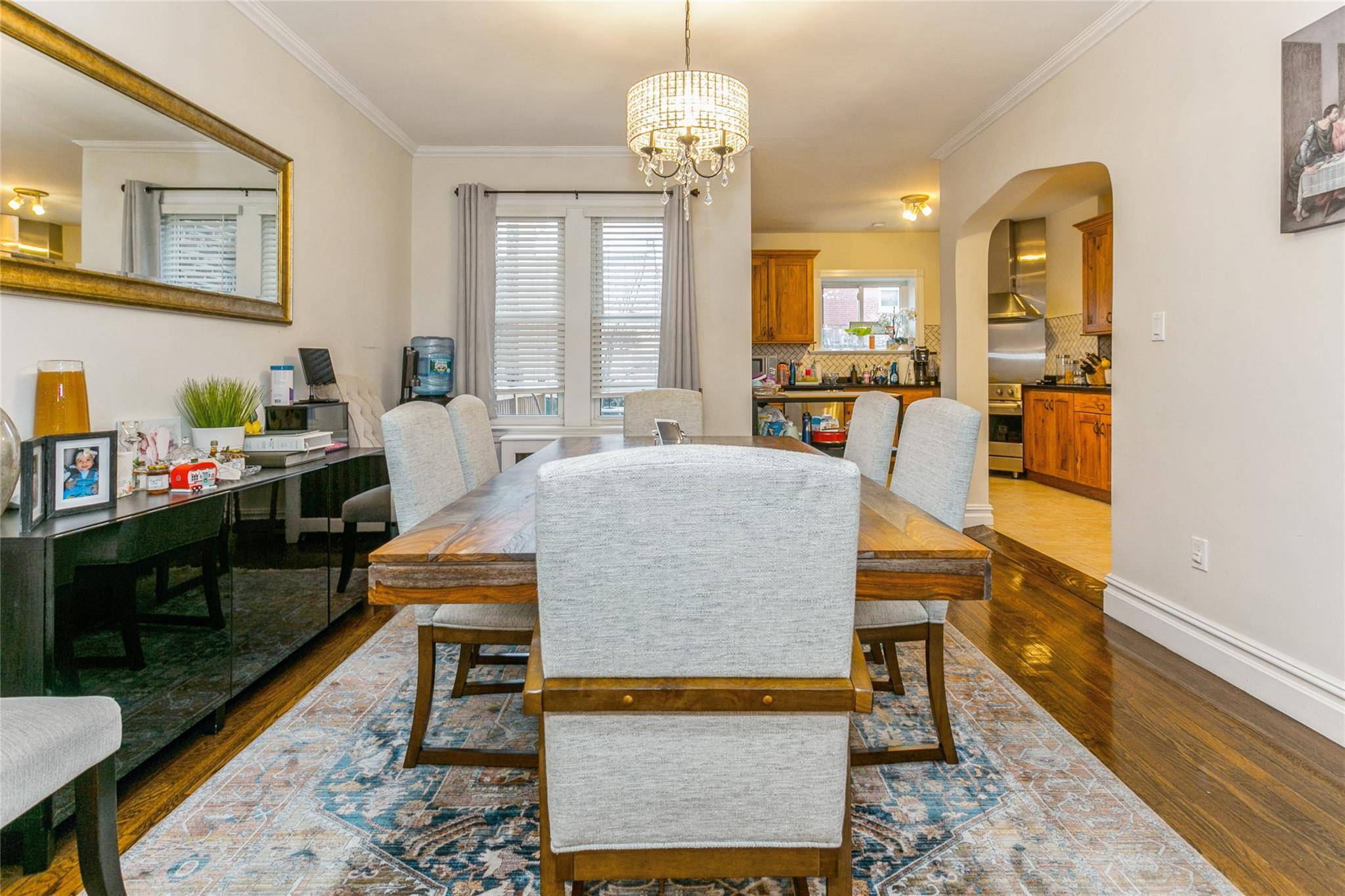 Floral Park, NY 11001,95-15 242nd ST