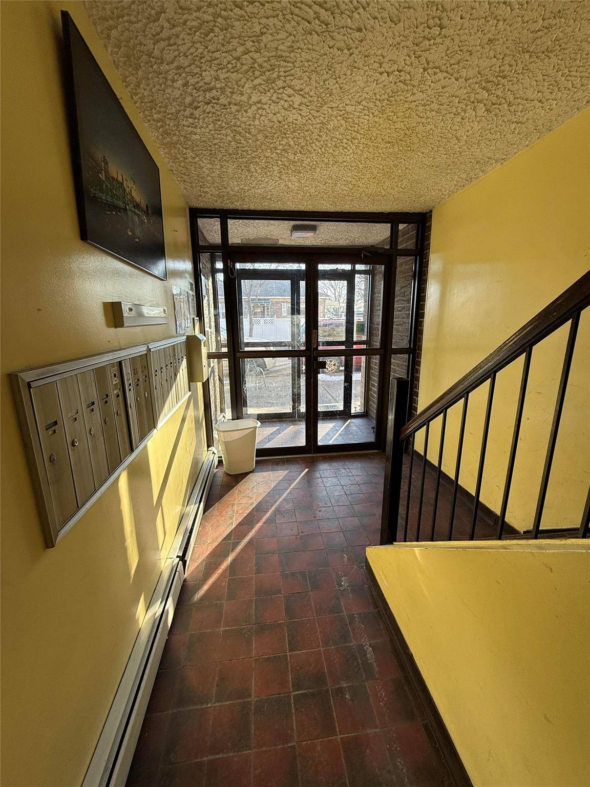 Fresh Meadows, NY 11365,65-06 163rd ST