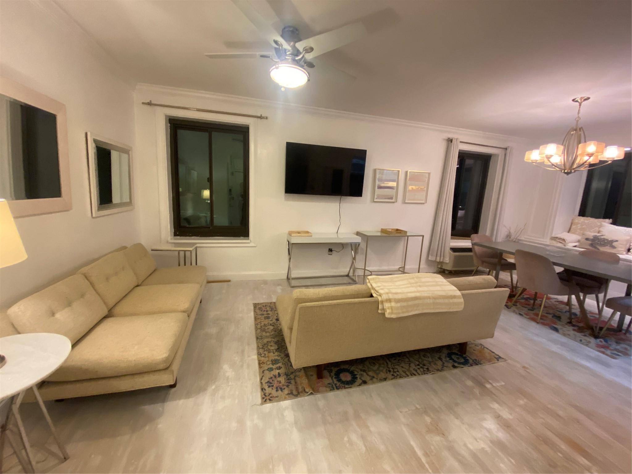 Long Beach, NY 11561,100 W Broadway #2P