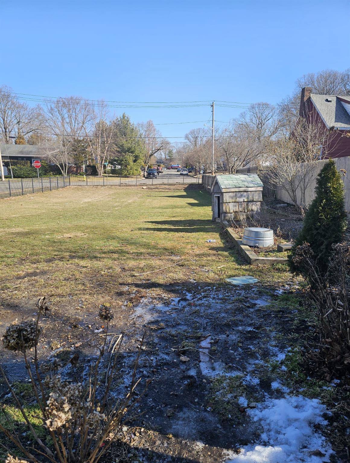 Huntington Station, NY 11746,120 Henry ST