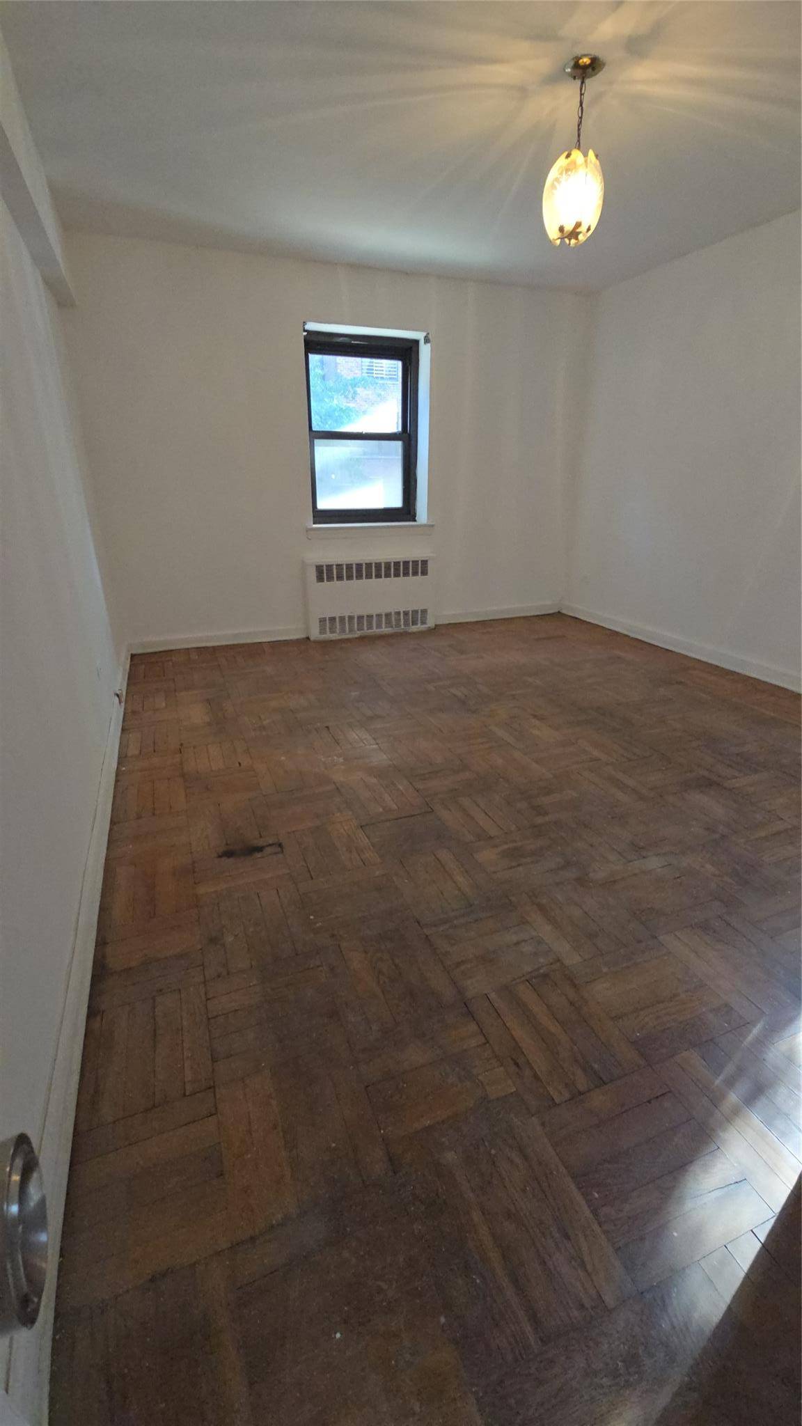 Forest Hills, NY 11375,102-25 67th RD #1F