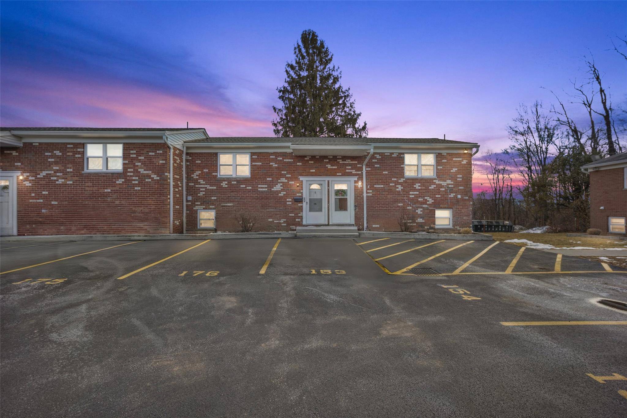 Wappingers Falls, NY 12590,22 Alpine DR #G