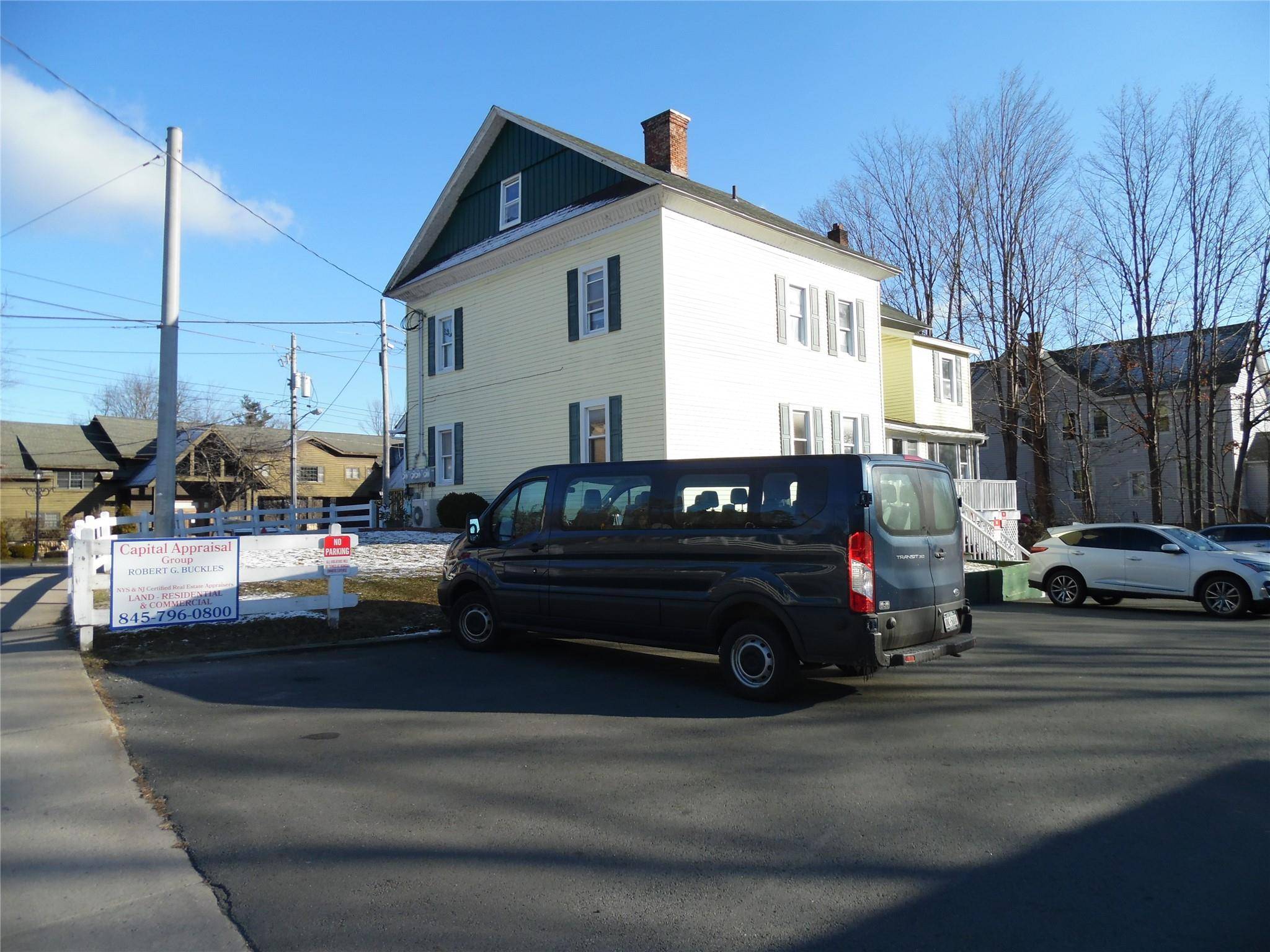 Monticello, NY 12701,547 Broadway