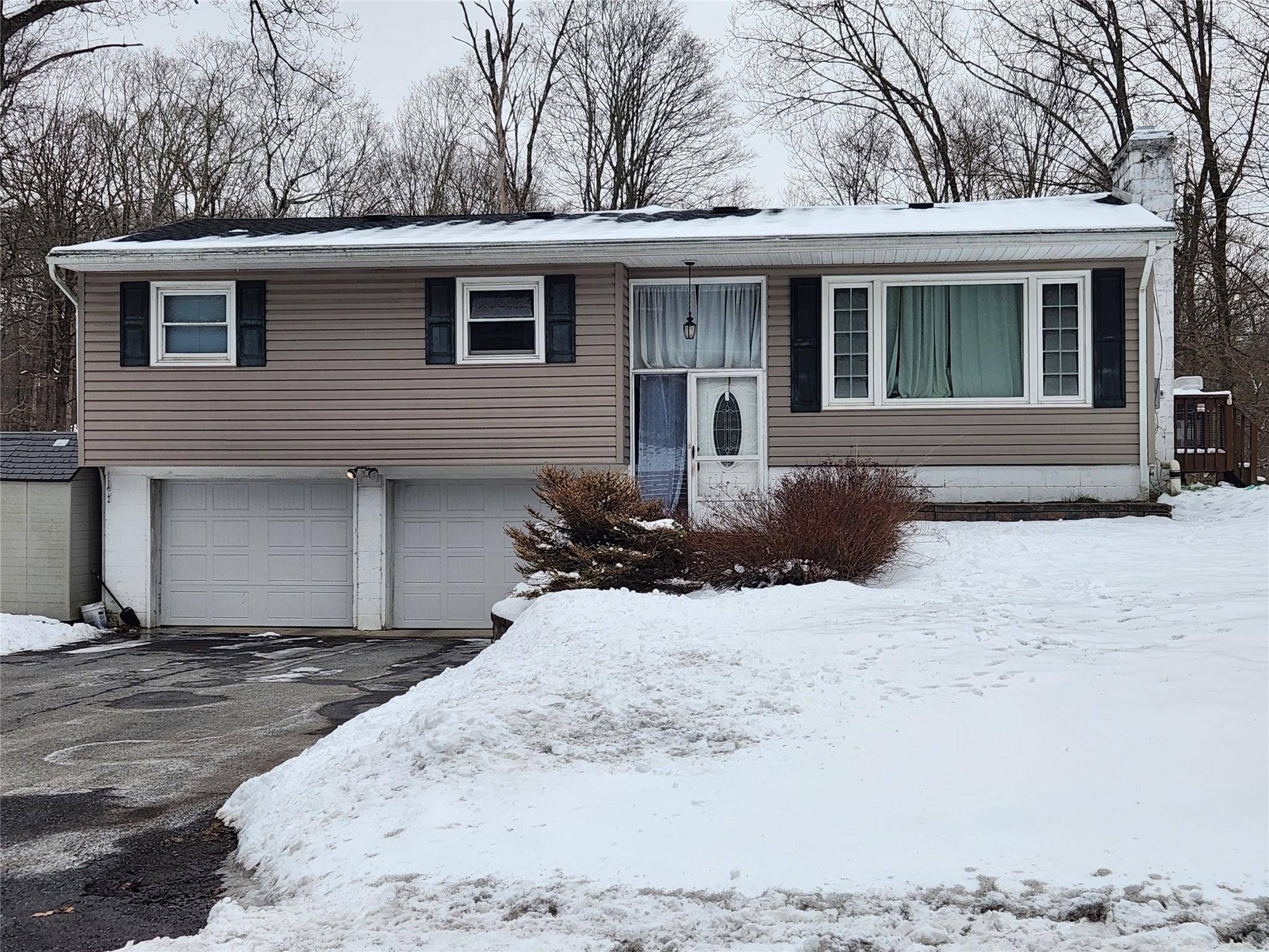 Hyde Park, NY 12538,171 Roosevelt RD