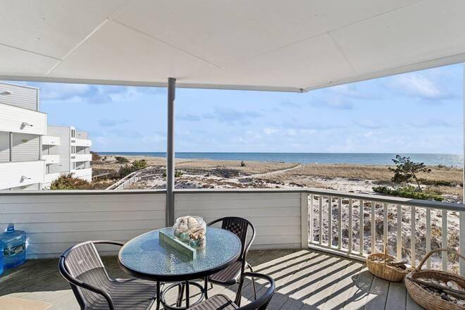 Westhampton Beach, NY 11978,265 Dune RD