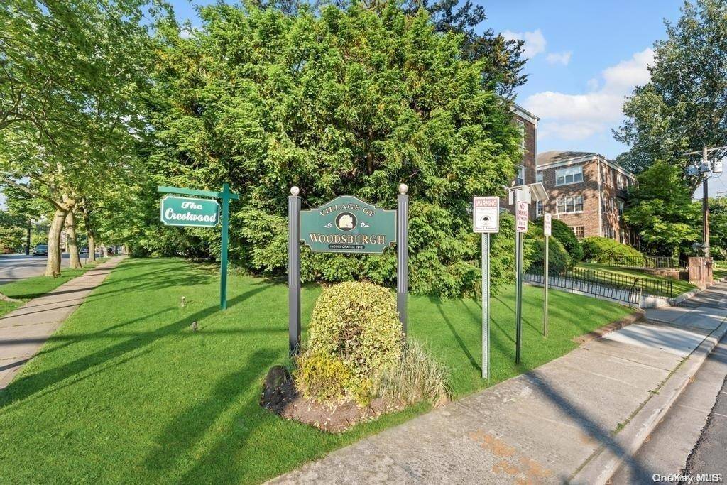 Woodmere, NY 11598,1 Meadow Drive #3-L