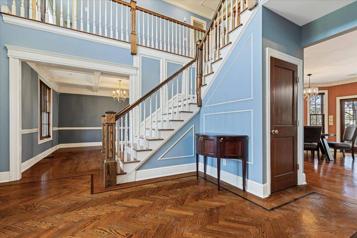 Yorktown Heights, NY 10598,1 Fanny CIR