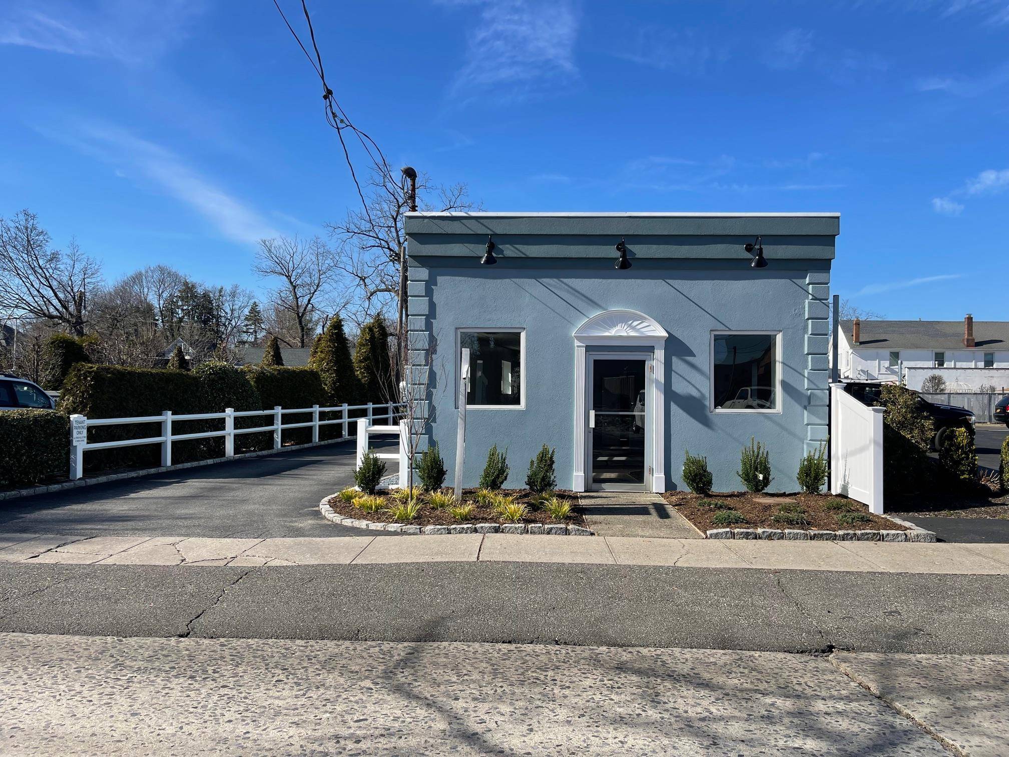 Greenlawn, NY 11740,7 Railroad ST