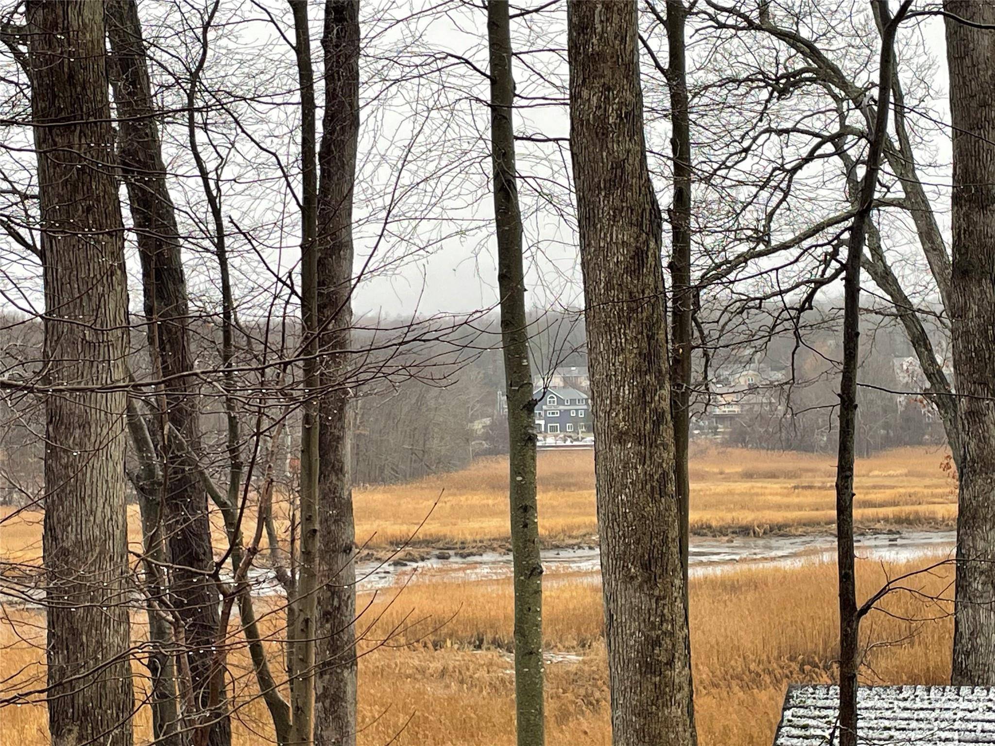 Saint James, NY 11780,326A Nissequogue River RD