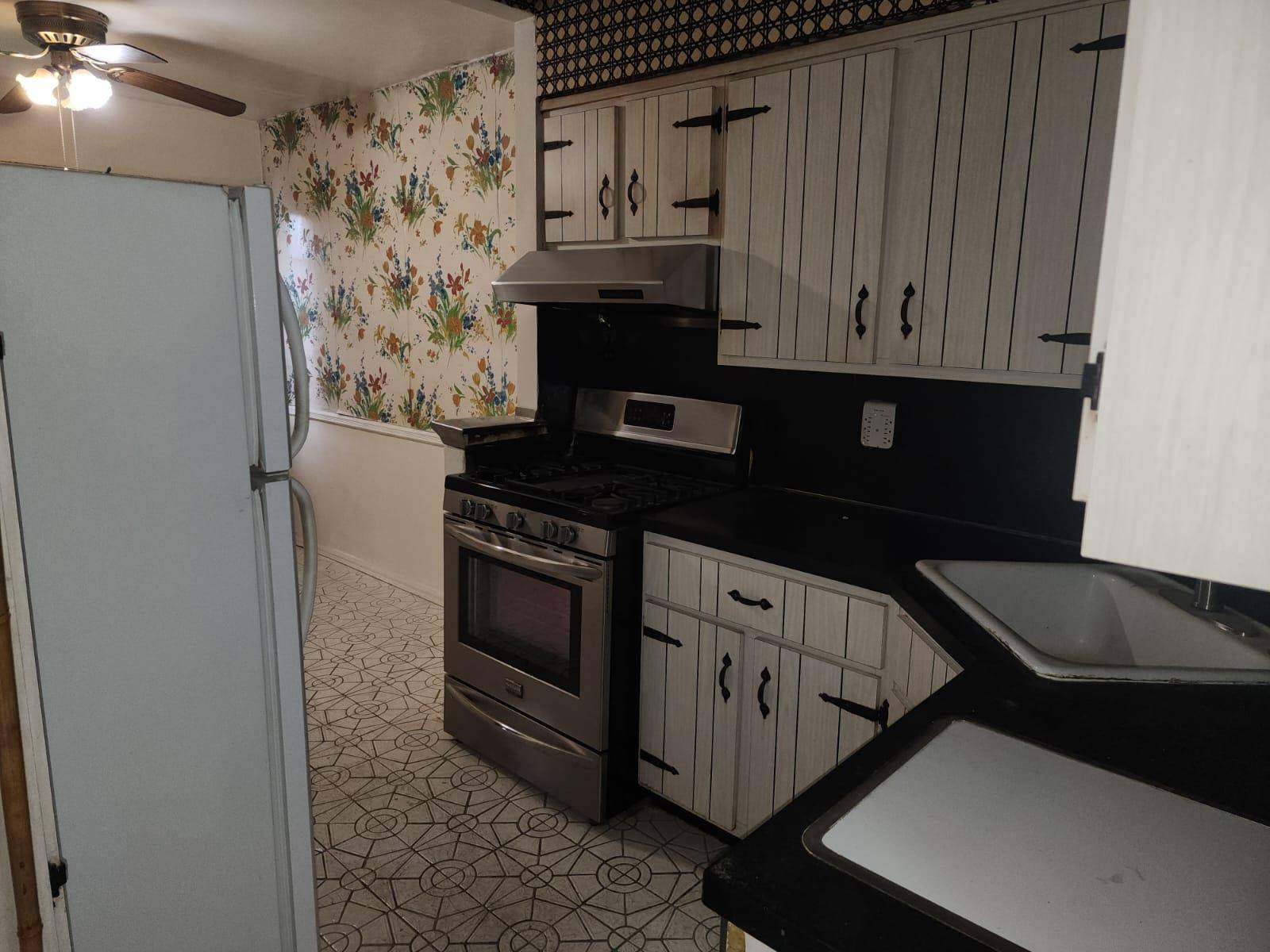 Brooklyn, NY 11236,1046 E 102nd ST