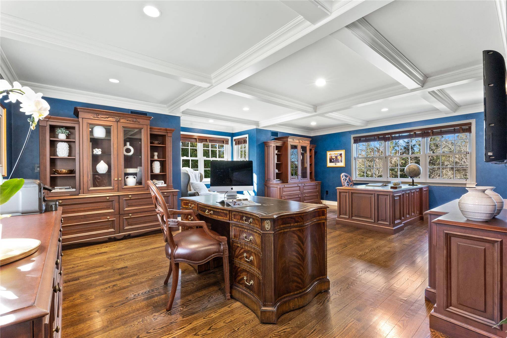 Scarsdale, NY 10583,350 Evandale RD