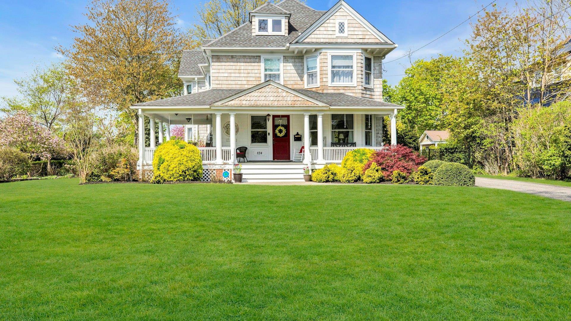 Sayville, NY 11782,124 Handsome AVE