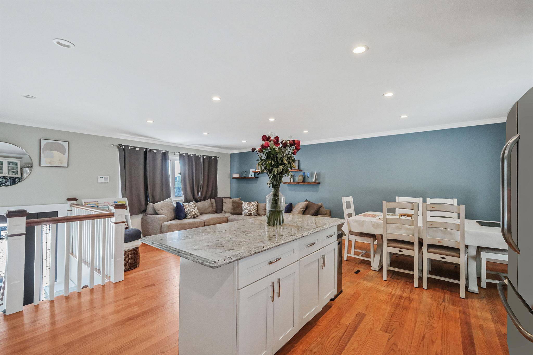 Islip Terrace, NY 11752,35 Satellite DR