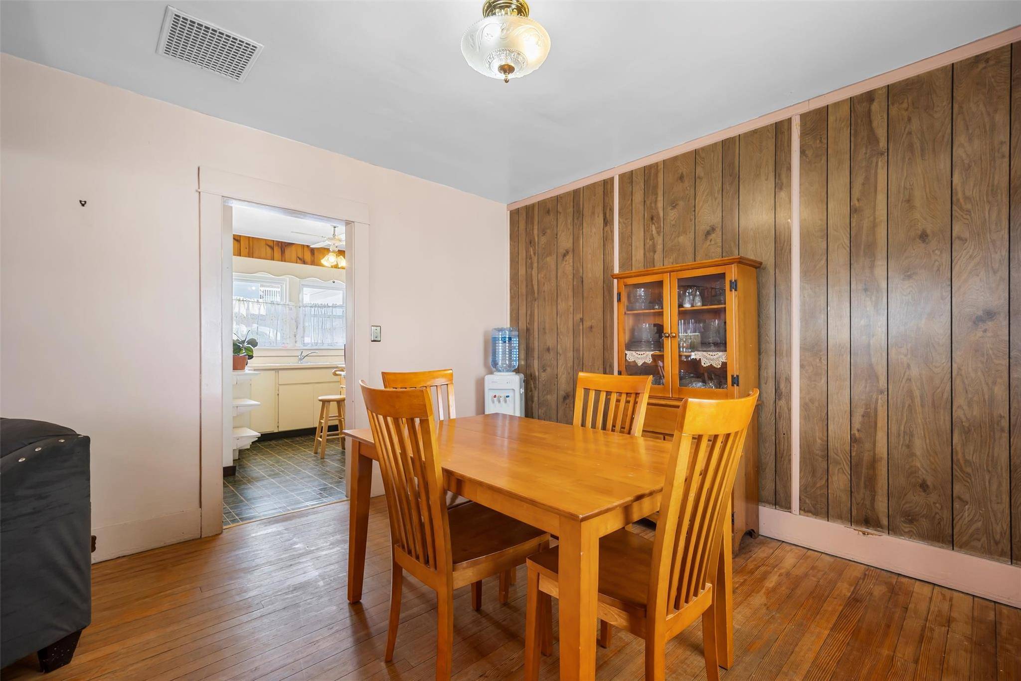 Kingston, NY 12401,86 Stephan ST