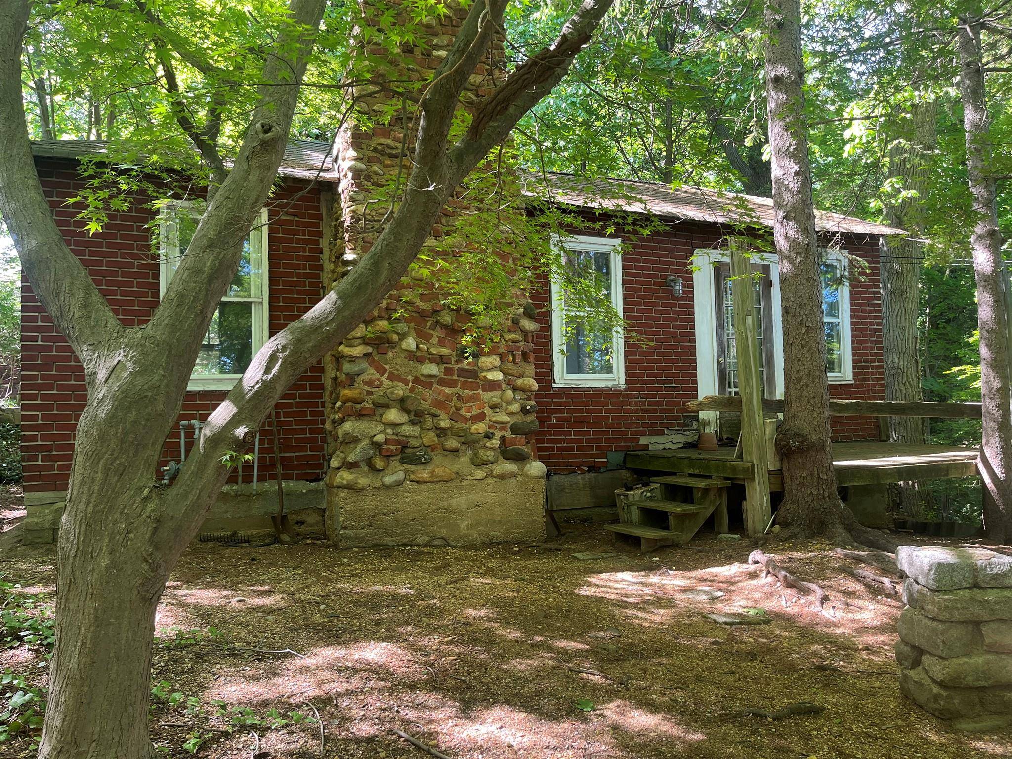 Sea Cliff, NY 11579,94 Carpenter AVE