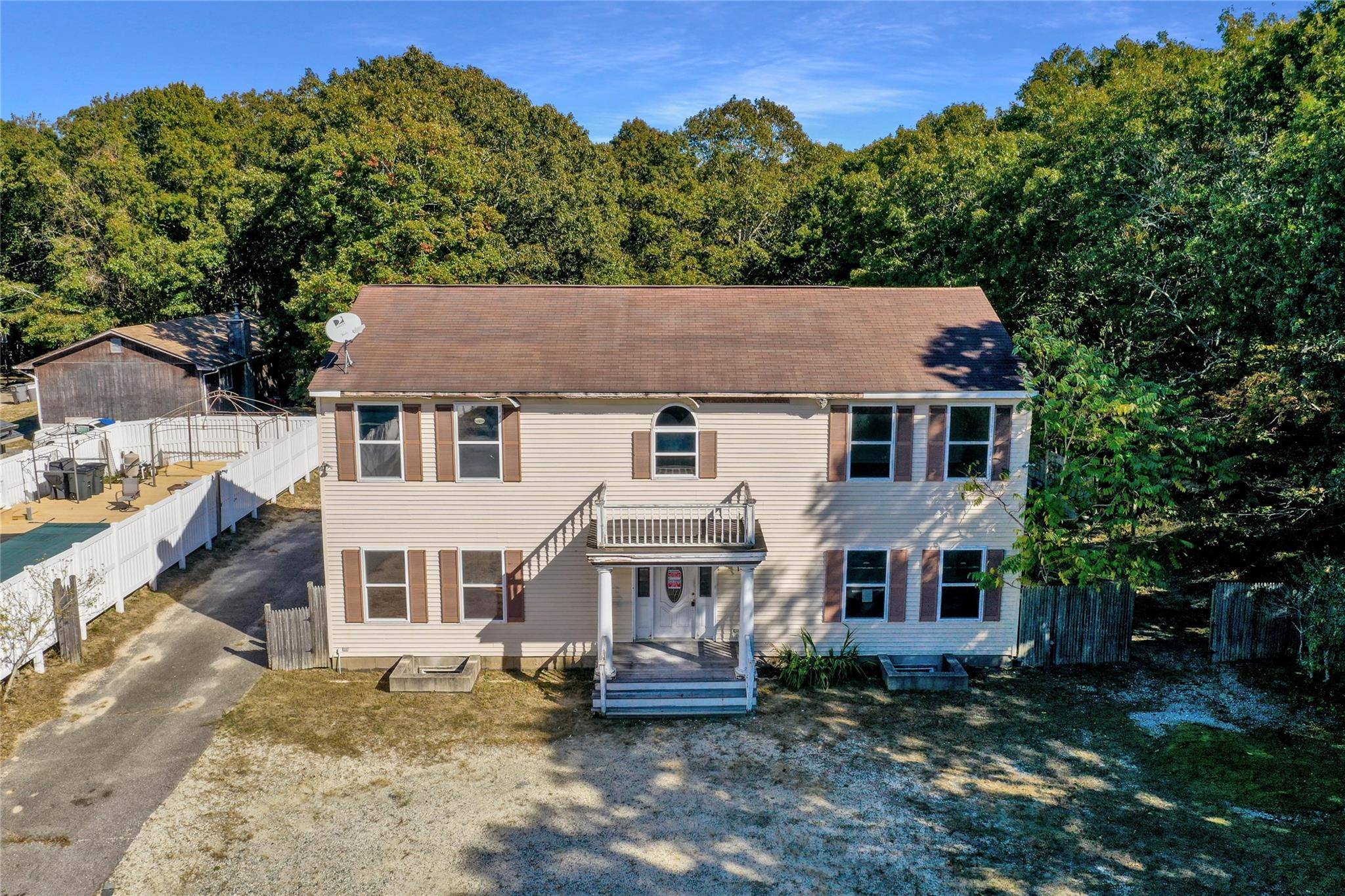 Southampton, NY 11968,436 N Magee ST