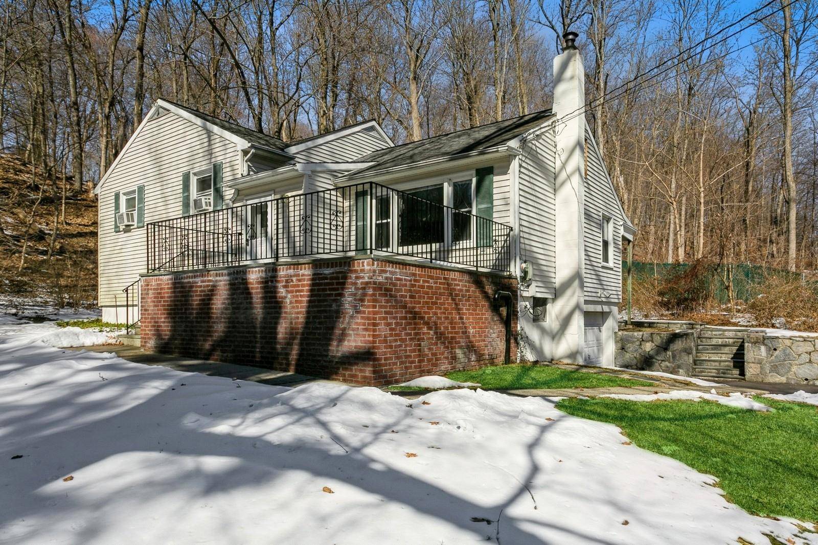 Pleasantville, NY 10570,9 Grandview DR