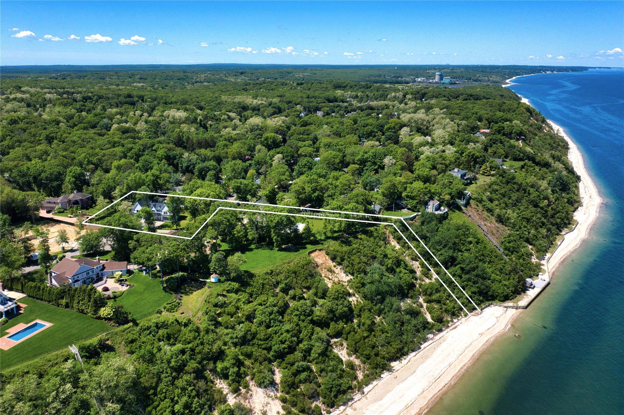 Wading River, NY 11792,110 Crescent CT