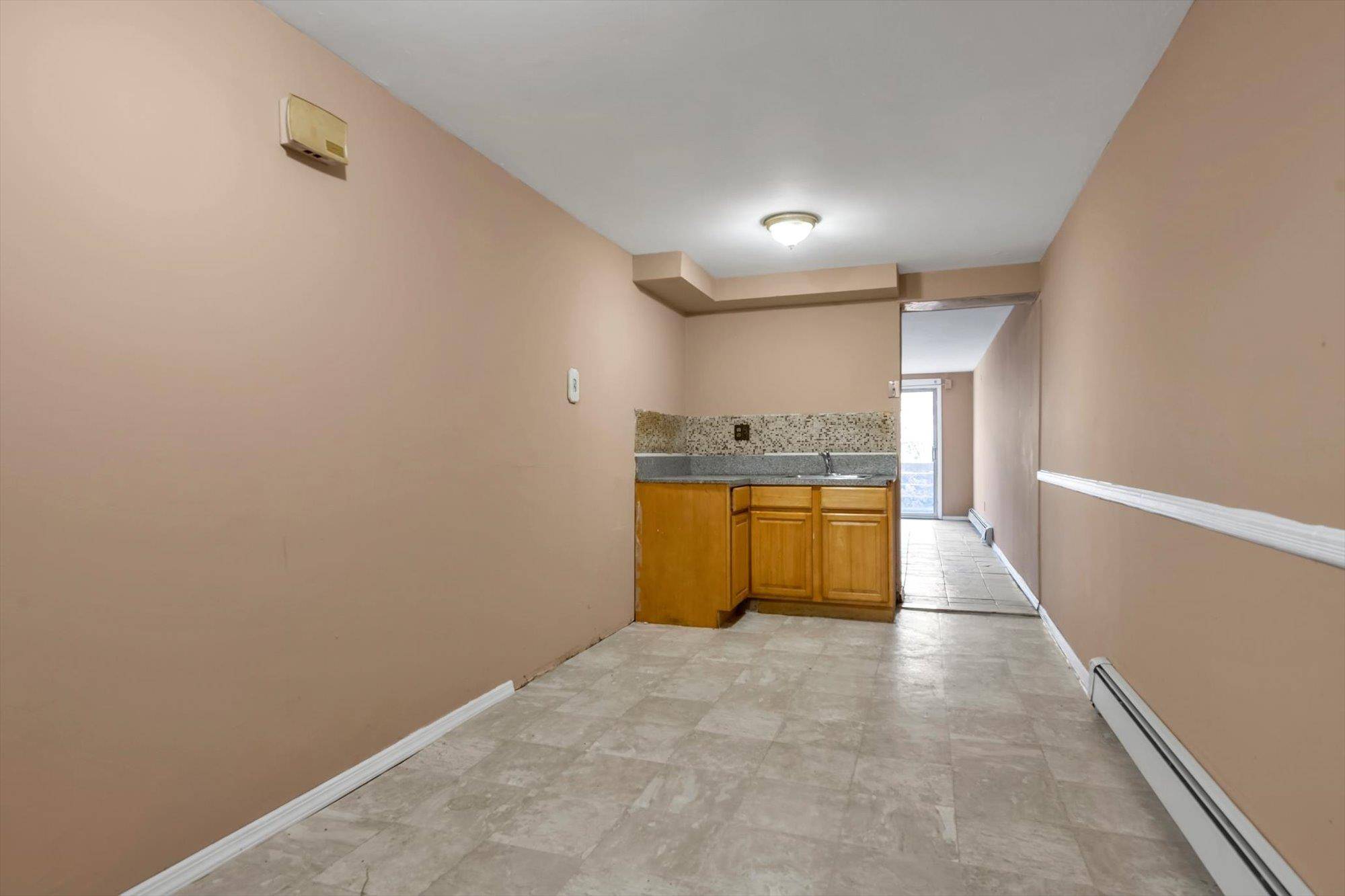 Queens Village, NY 11427,8917 Pontiac ST