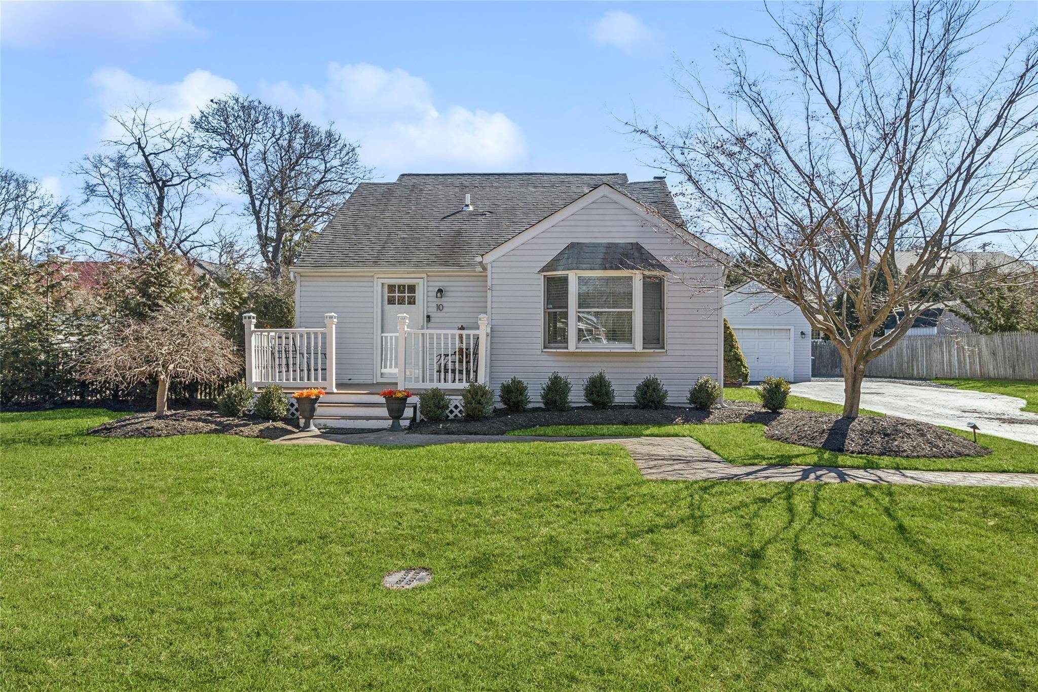 Nesconset, NY 11767,10 Ronald CT