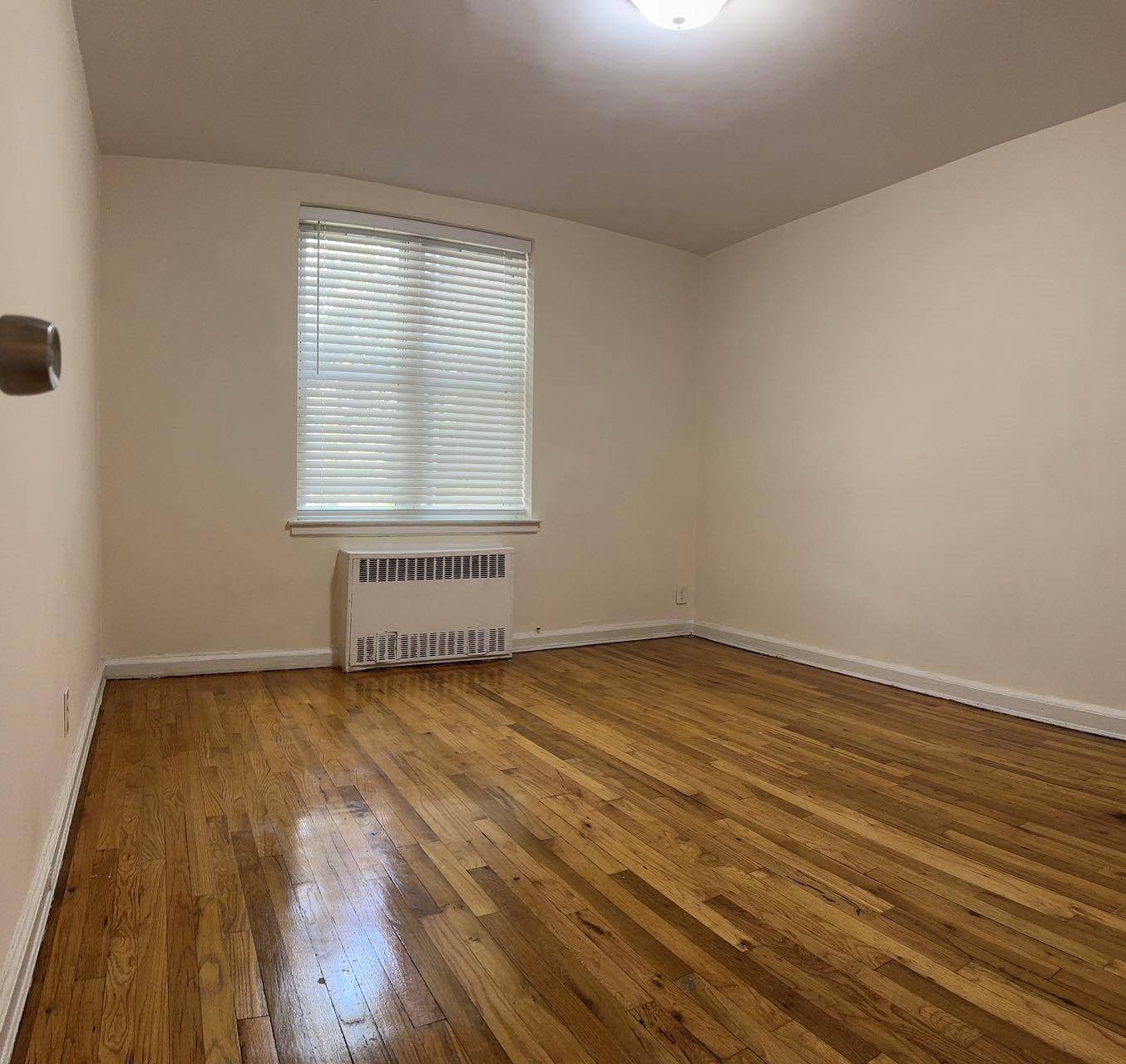 Flushing, NY 11358,36-38 194th ST #179