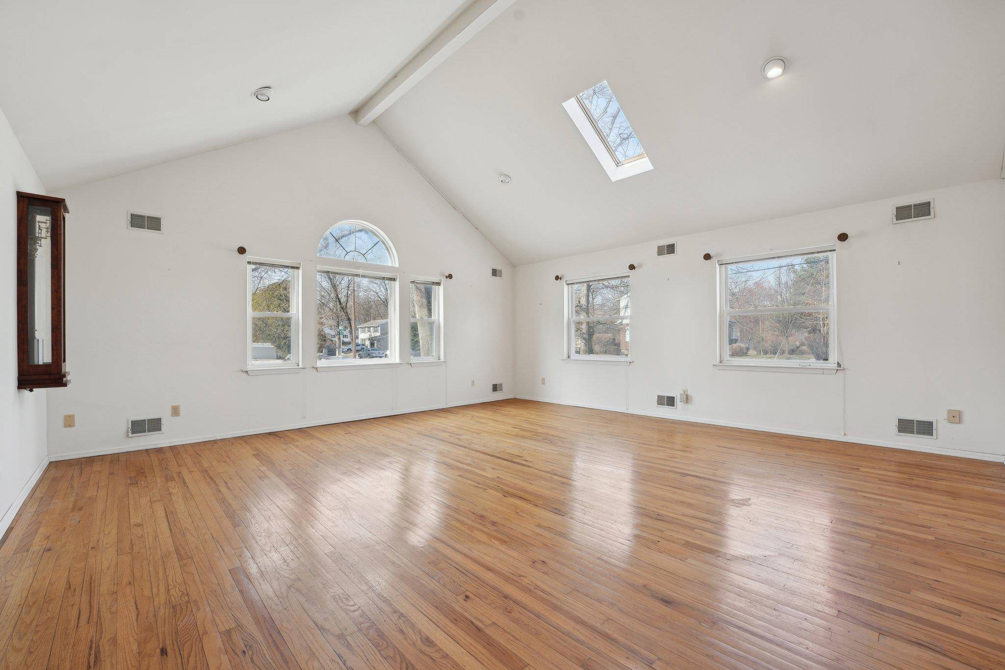 Pearl River, NY 10965,68 Rowan RD
