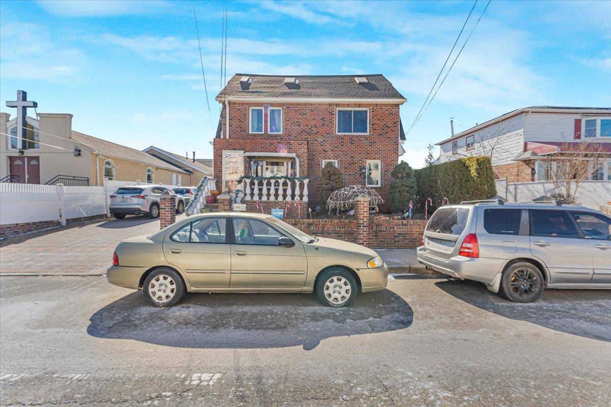 Jamaica, NY 11436,148-12 Sutter AVE