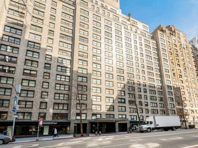 New York (manhattan), NY 10022,225 E 57th ST #1L