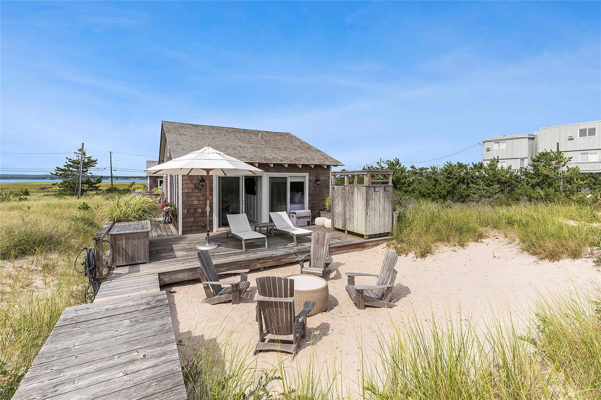 East Quogue, NY 11942,27 Dune RD