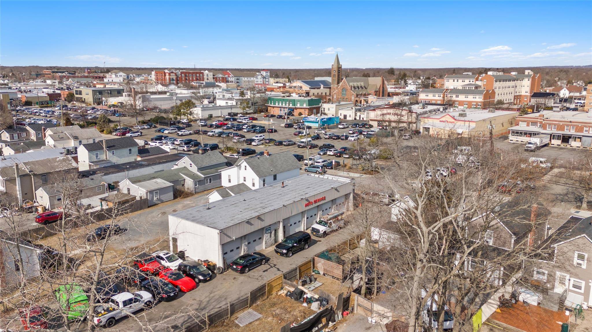 Patchogue, NY 11772,72 Terry ST