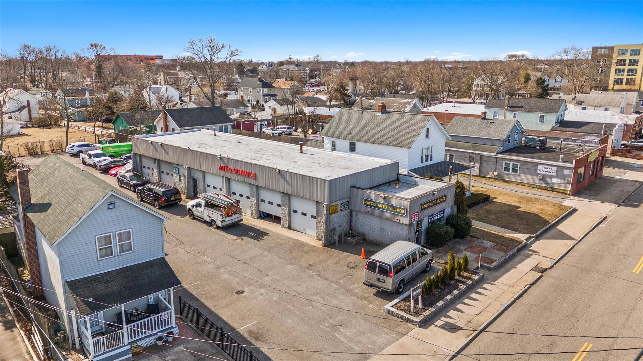Patchogue, NY 11772,72 Terry ST