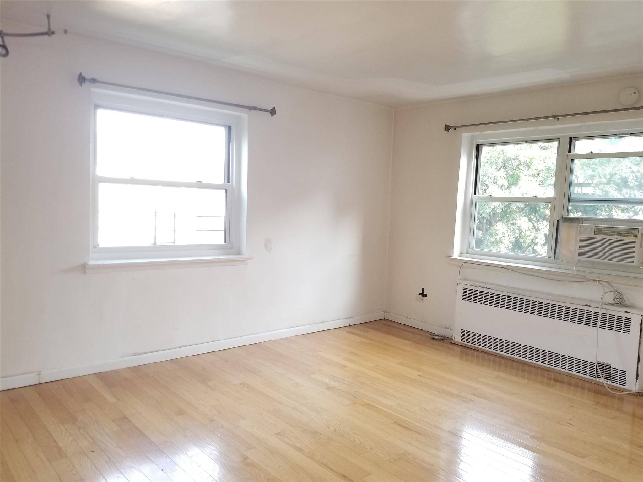 Forest Hills, NY 11375,111-16 66th AVE #3C