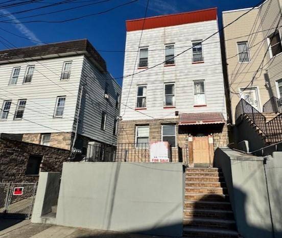 Bronx, NY 10461,1612 Haight AVE