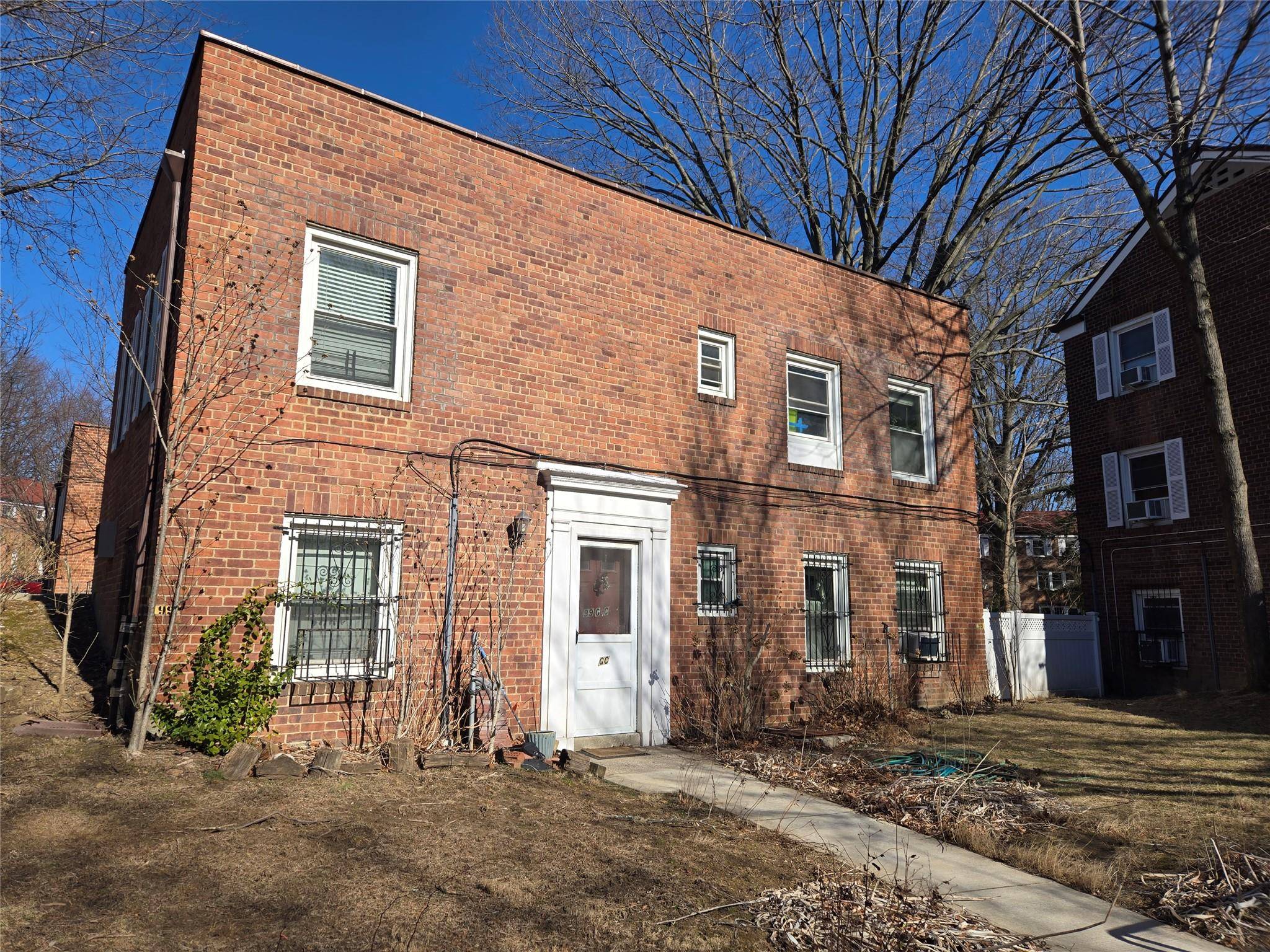 Briarwood, NY 11432,150-46 Village RD #99GC