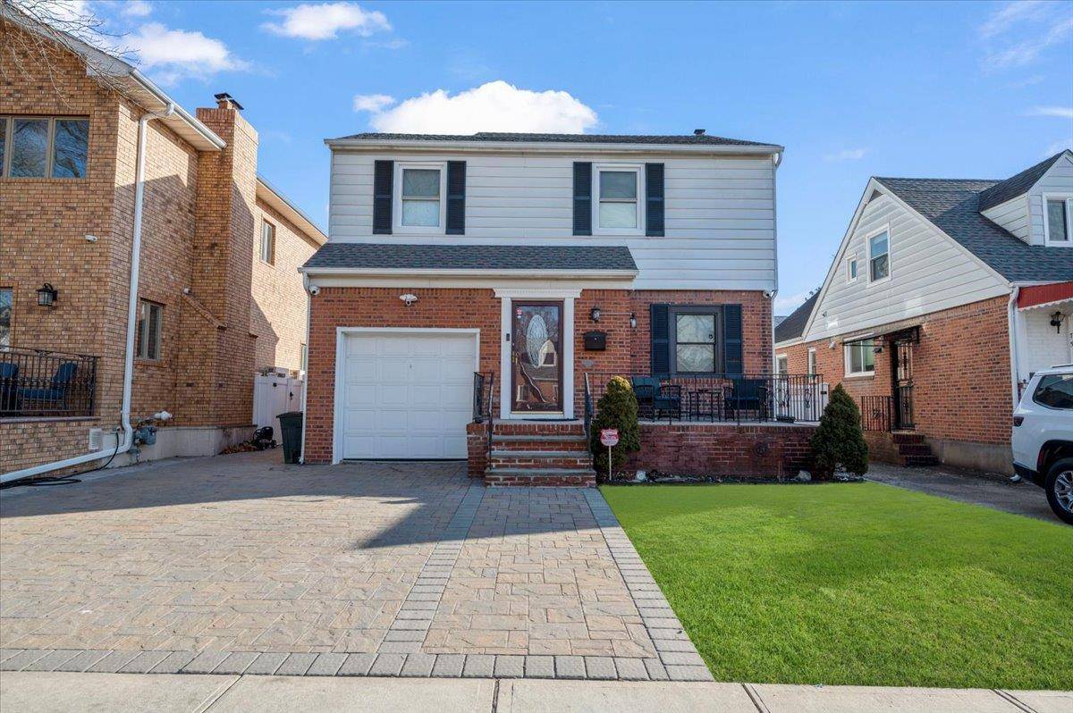 Fresh Meadows, NY 11366,7351 187th ST