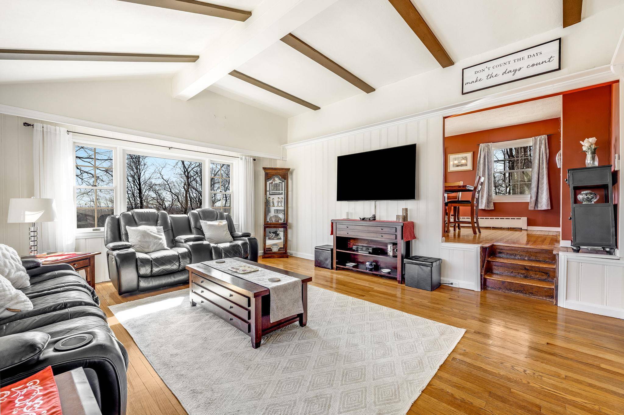 Mahopac, NY 10541,3 Fern RD