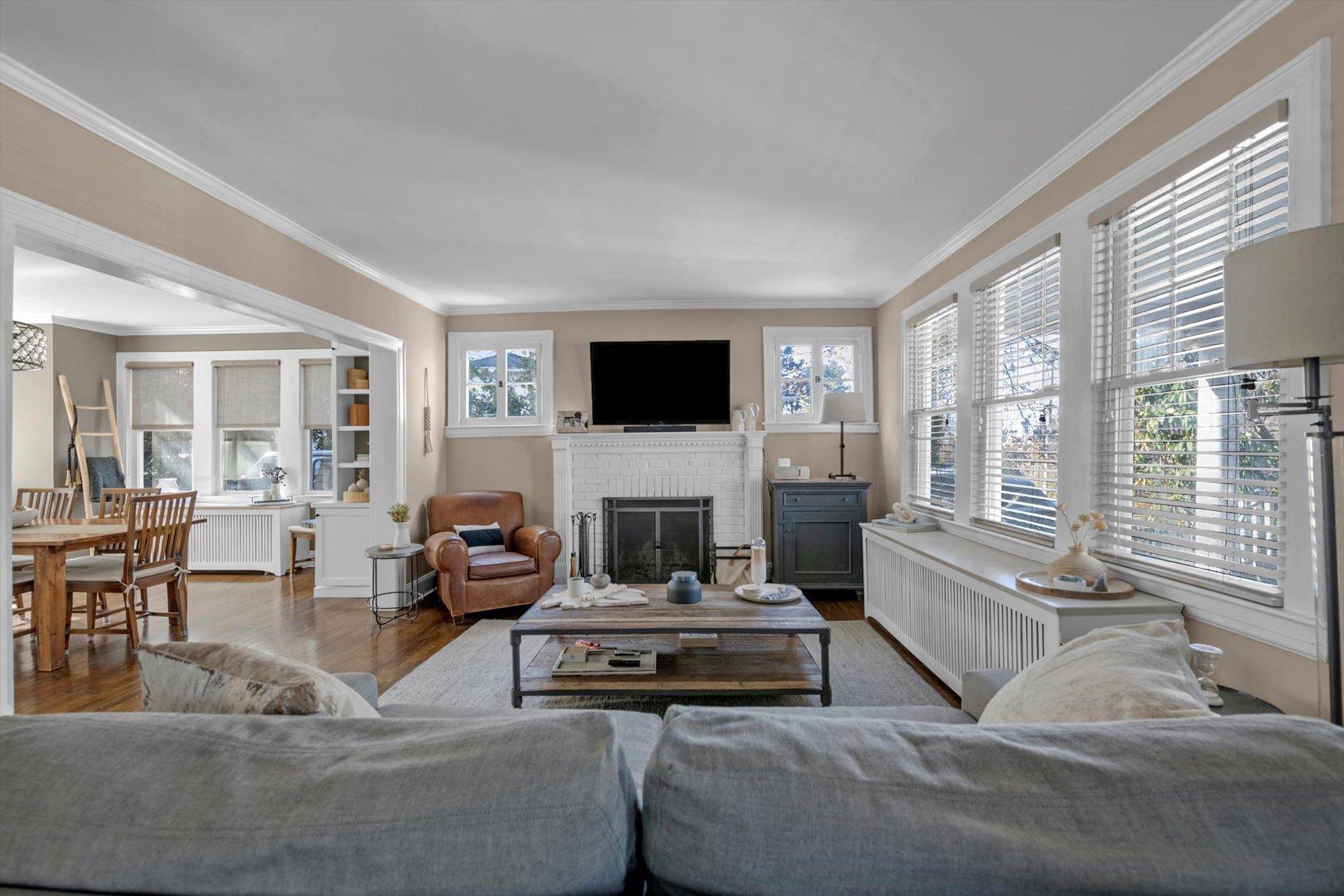 Port Washington, NY 11050,10 Murray AVE