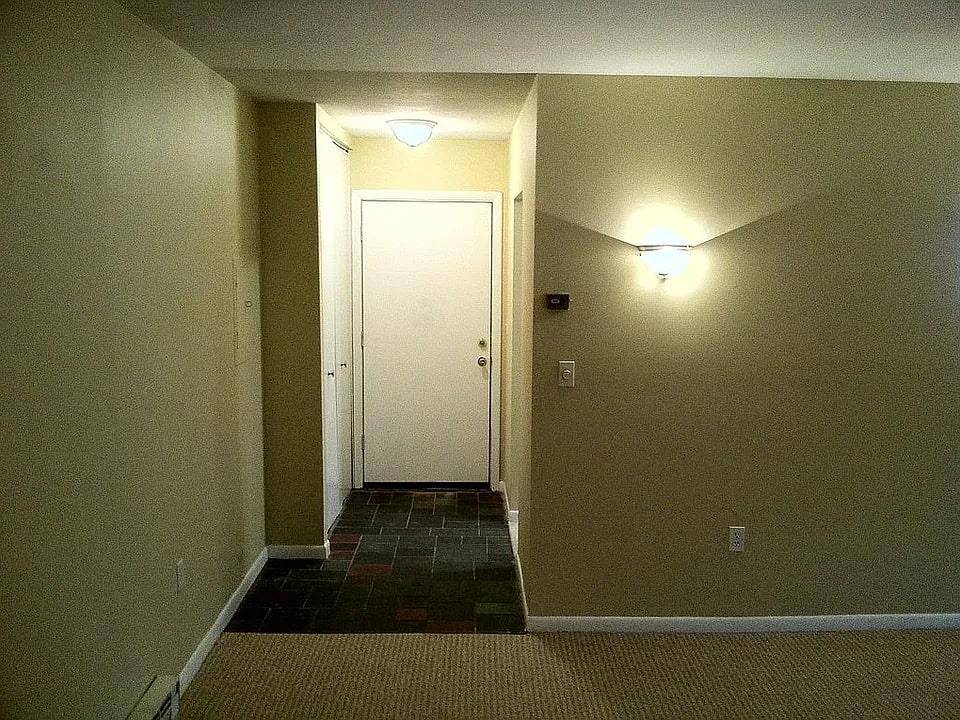 Beacon, NY 12508,123 Sterling ST #123