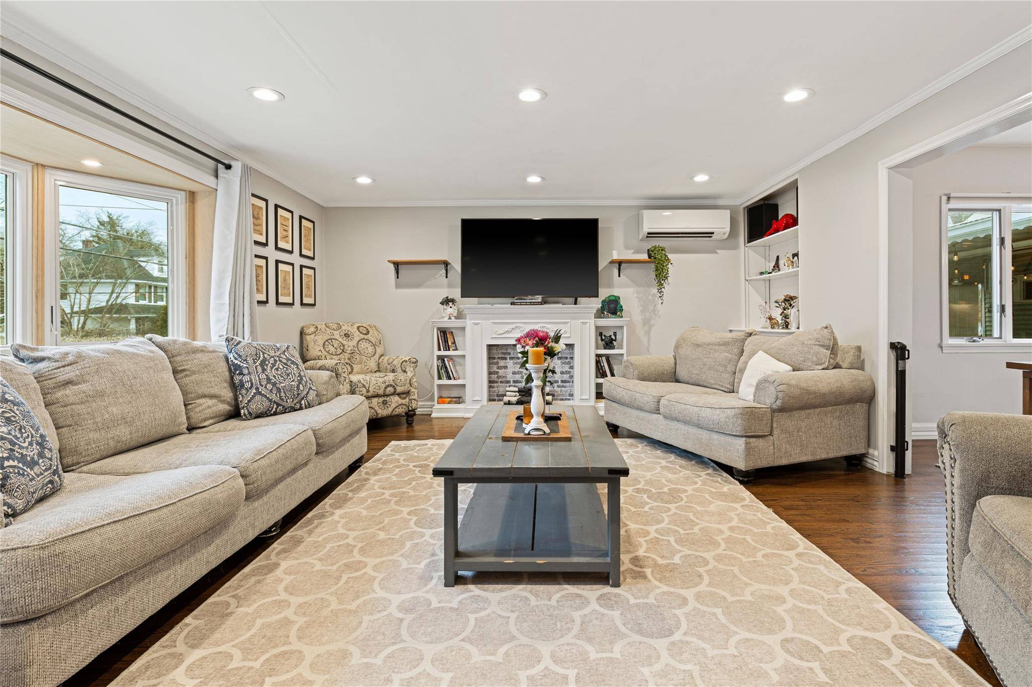 Mamaroneck, NY 10543,1402 Henry AVE