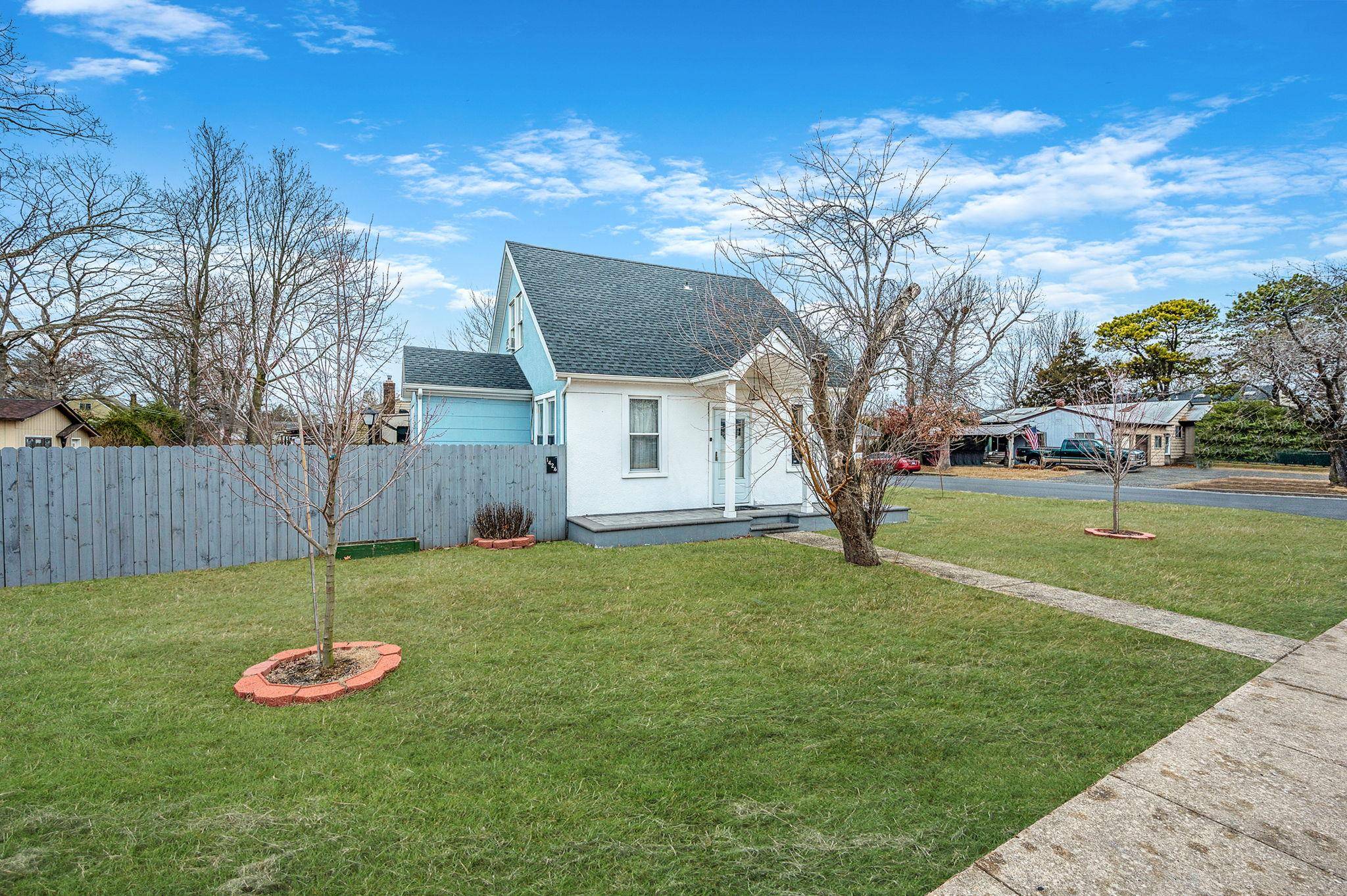 Bay Shore, NY 11706,1426 Brentwood RD