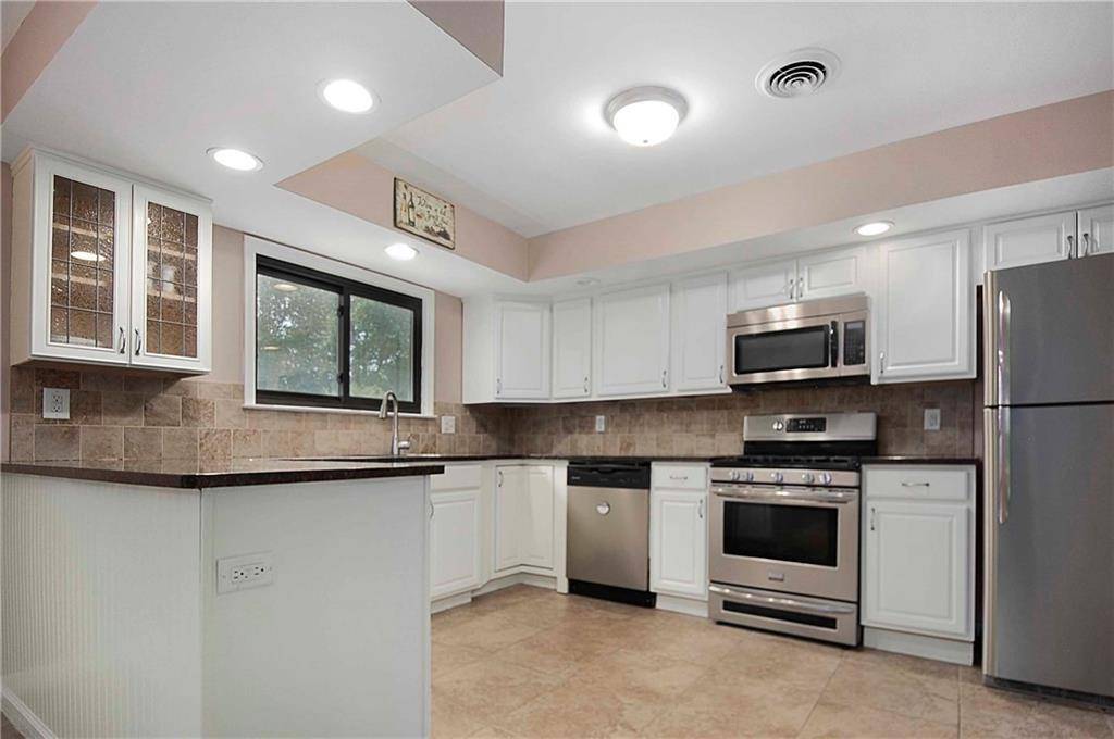 Washingtonville, NY 10992,7 Plymouth Rock CT