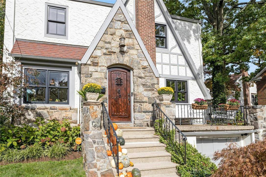 Mount Vernon, NY 10552,15 Alameda PL