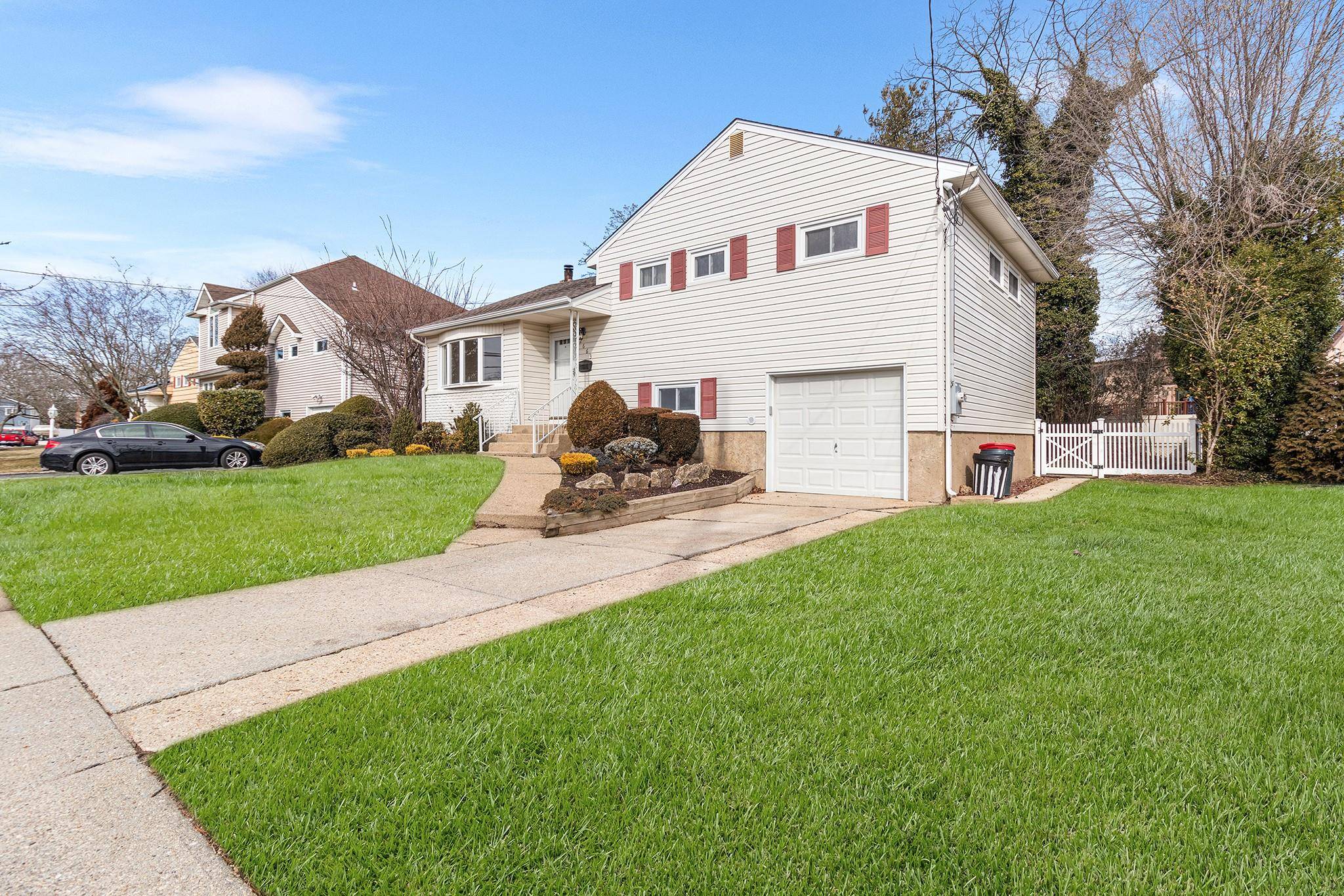 North Bellmore, NY 11710,2663 Elm DR