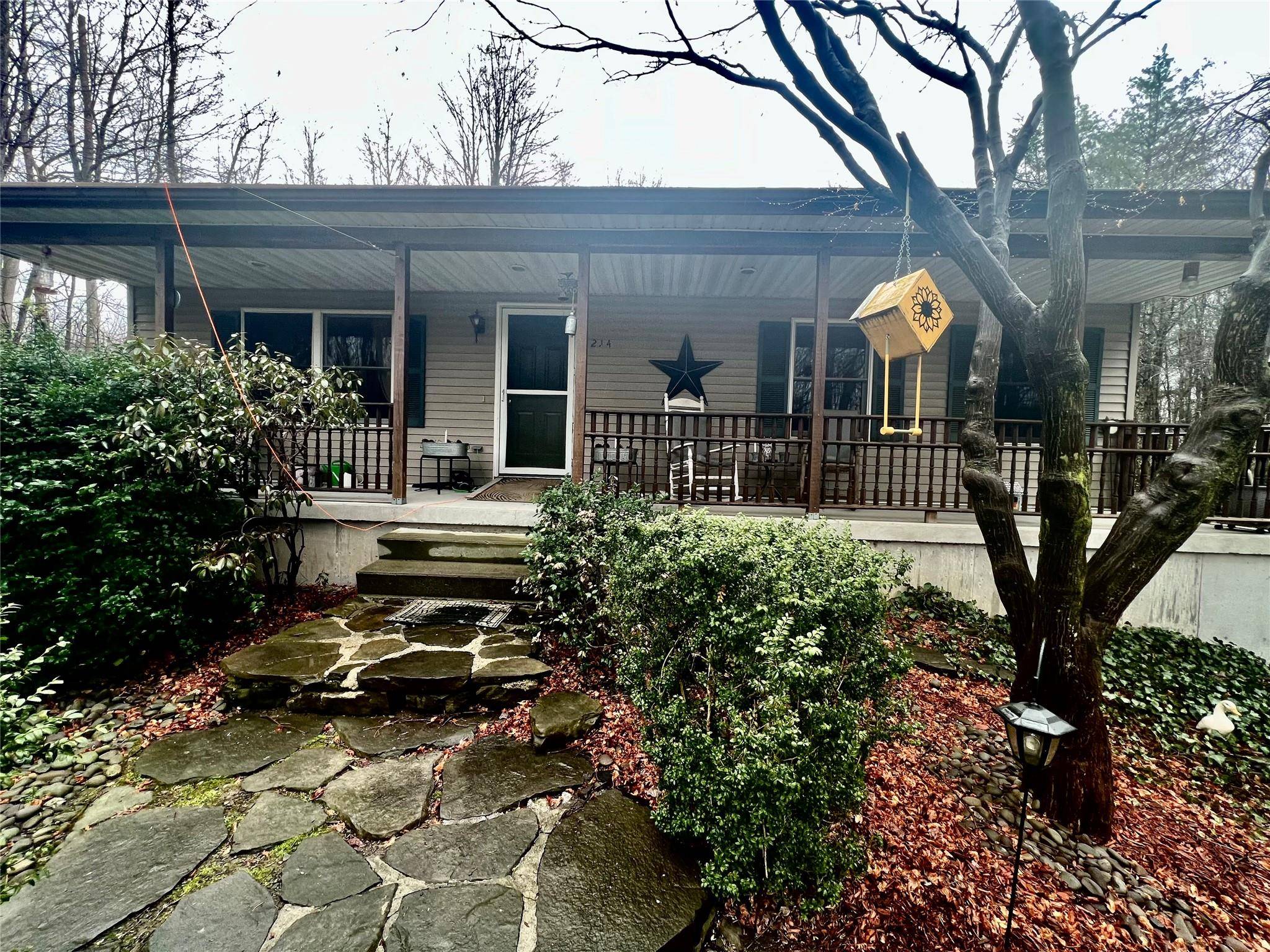 Wallkill, NY 12589,214 Old Reservoir RD