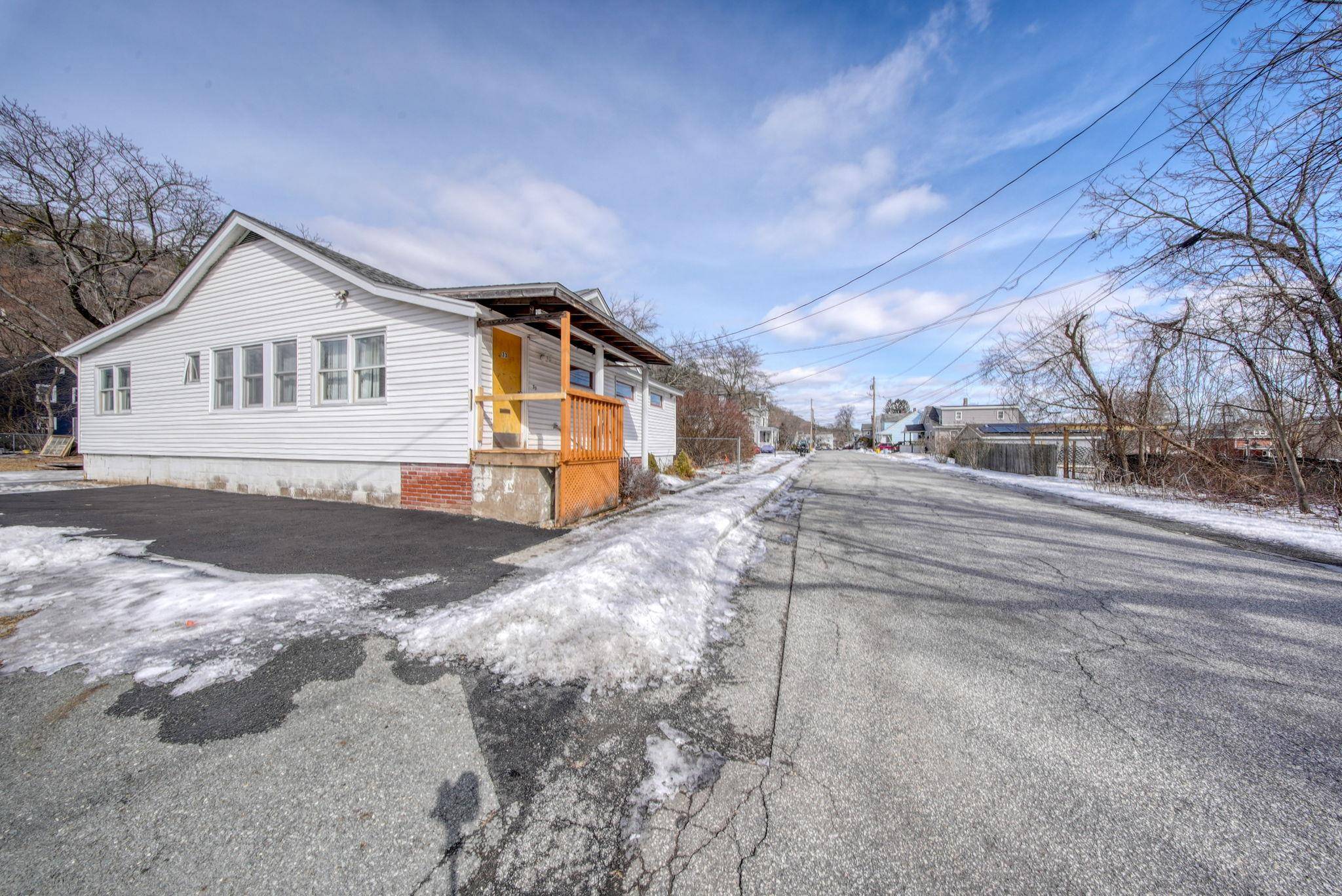 Port Jervis, NY 12771,33 Delaware ST