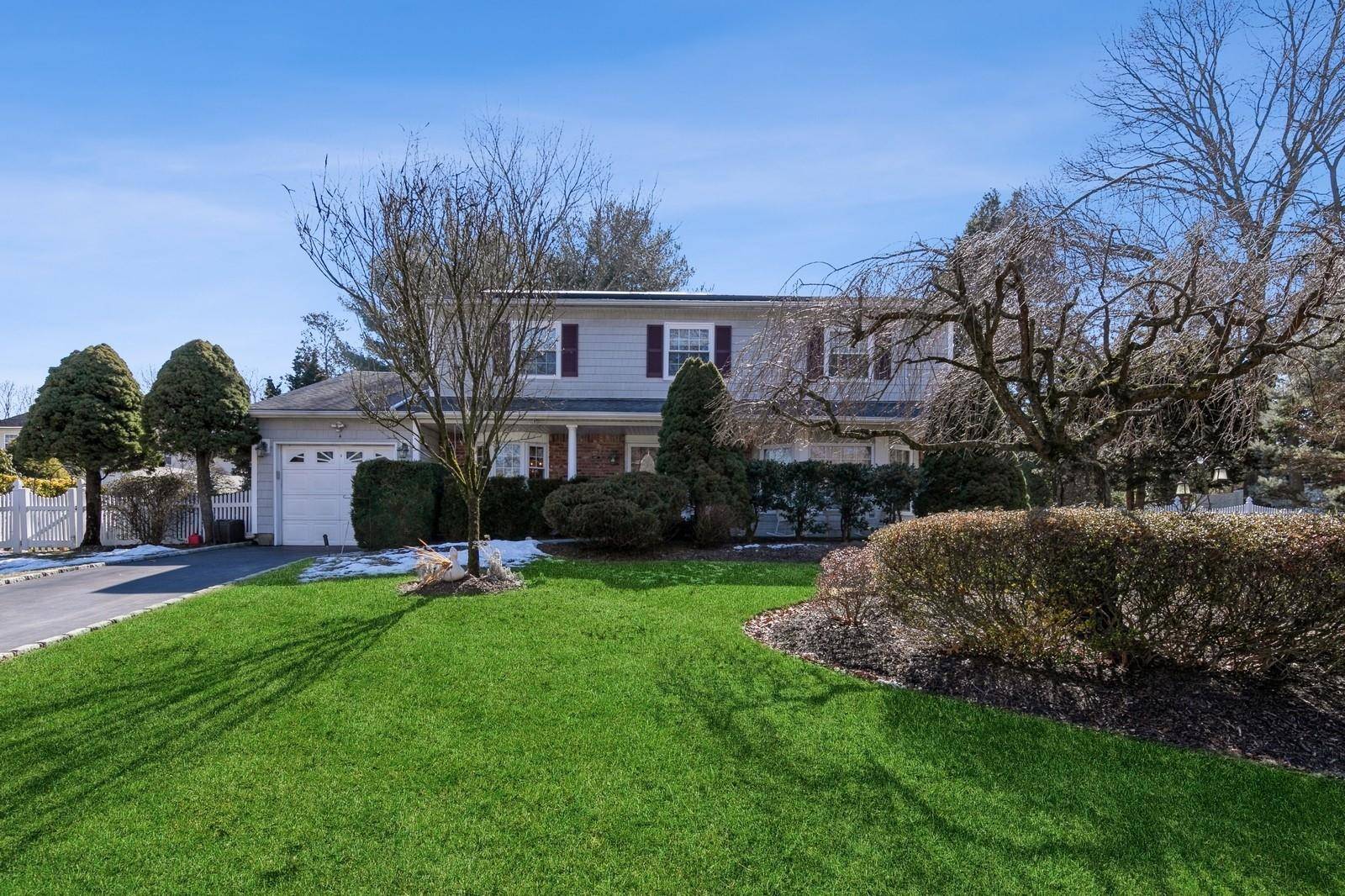 Nesconset, NY 11767,4 Carman LN